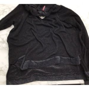 Hard tail reglan hoodie